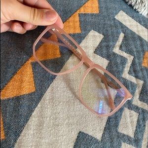Quay Australia blue light glasses